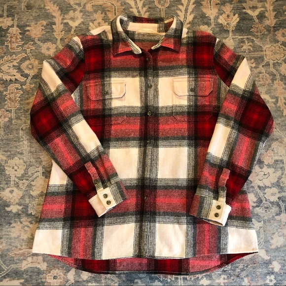 Woolrich Women’s Plaid Wool Botton Down Shirt Jacket - Picture 3 of 11